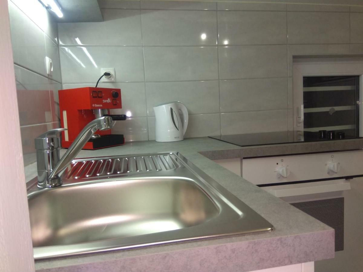 Apartamento Lorber House Stinjan Pula Exterior foto