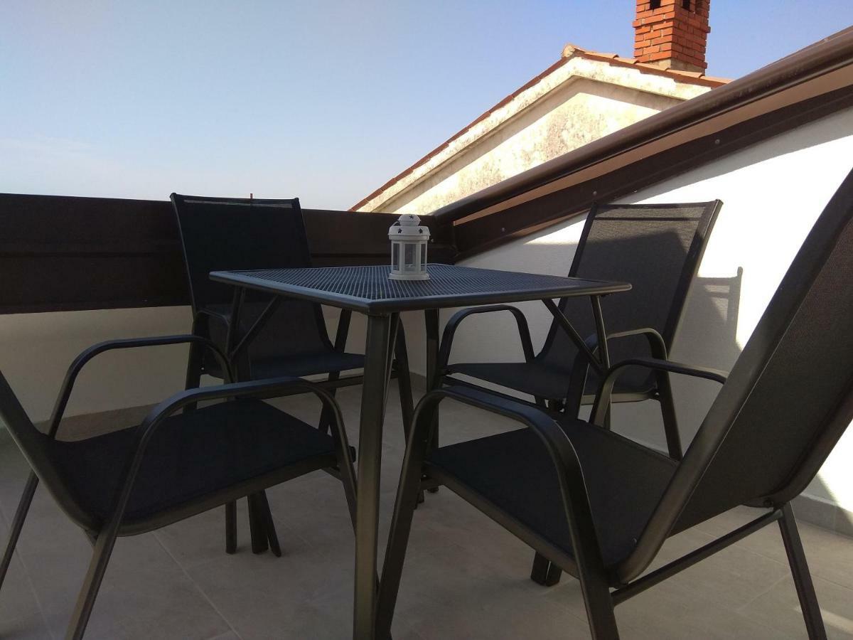 Apartamento Lorber House Stinjan Pula Exterior foto
